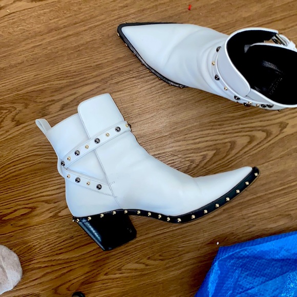 Versace White Leather Bootie with Hooks - Picture 2 of 9